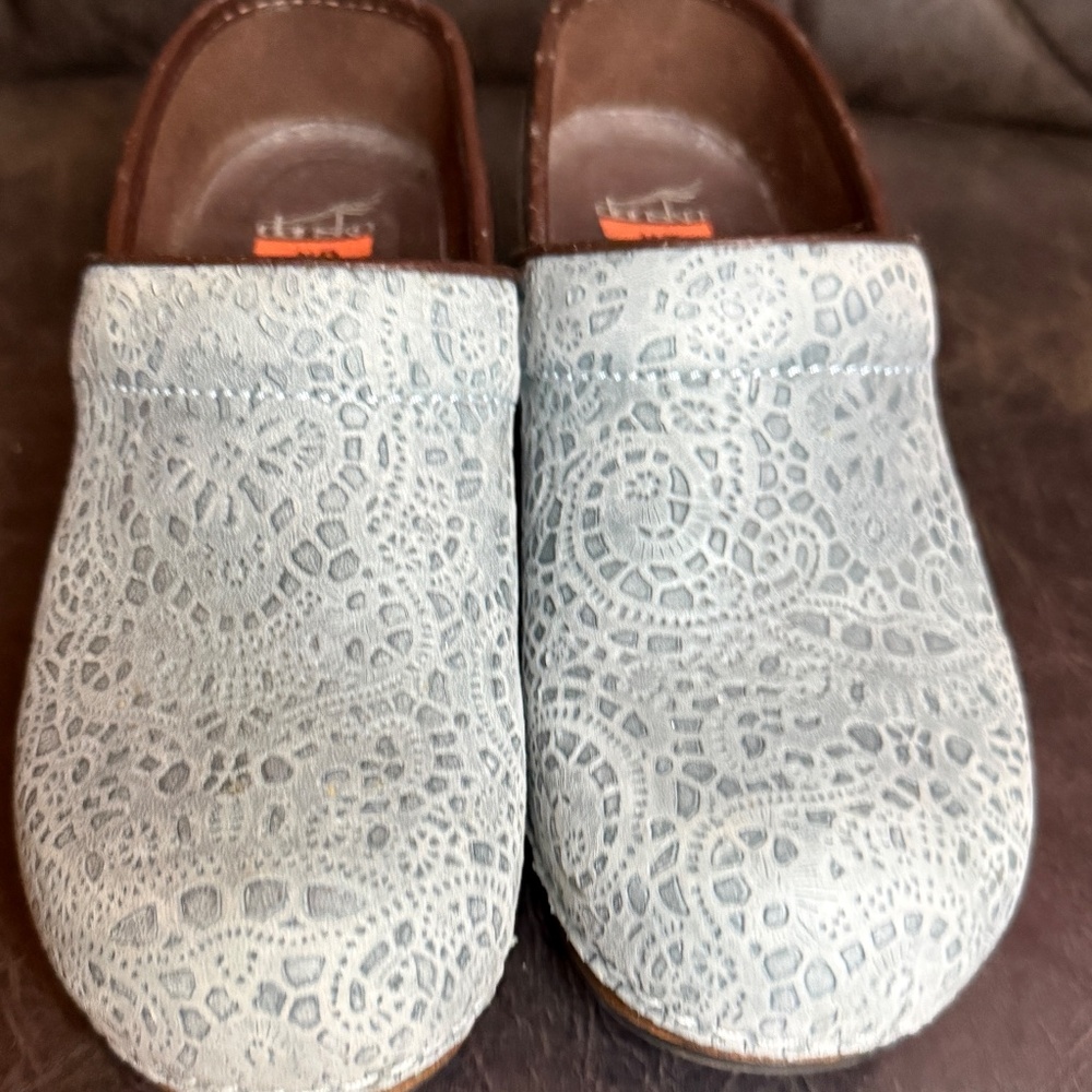 Dansko XP Pro Blue Chambray Lace Nubuk Clogs Sz 37